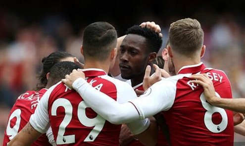  利物浦防线送礼伯恩茅斯抢分  