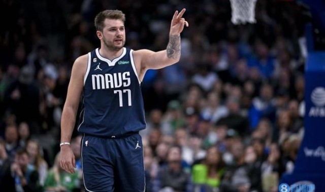  姆巴佩戴帽助球队逆转弱旅取三分  