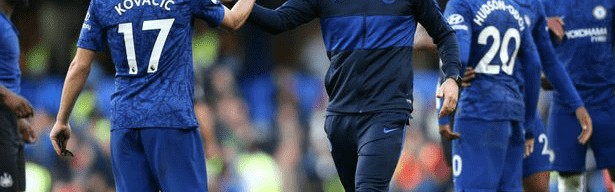  阿森纳防线失误造致命失球  