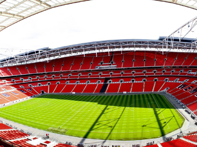  罗马奥林匹克球场暴雨延期，补赛国米笑到最后  