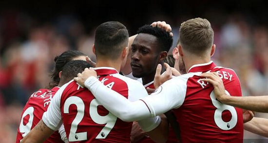  利物浦防线送礼伯恩茅斯抢分  