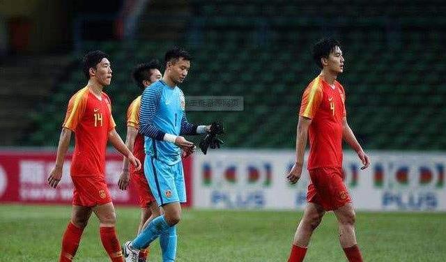  朗斯年轻门将屡献神扑获月度最佳球员  